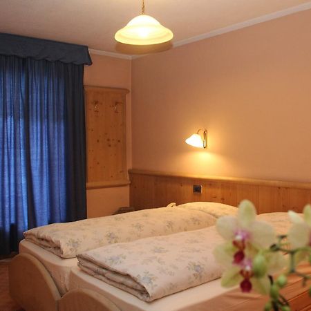 Albergo Caravasc ليفينو المظهر الخارجي الصورة